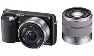 Sony NEX-F3D